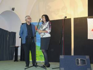 64276_957031807645719_803072663083641713_n